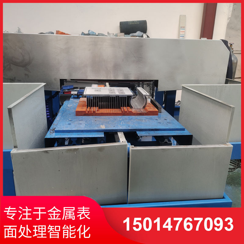 鋁材直紋(wen)拉絲(si)機(ji)廠(chang)傢